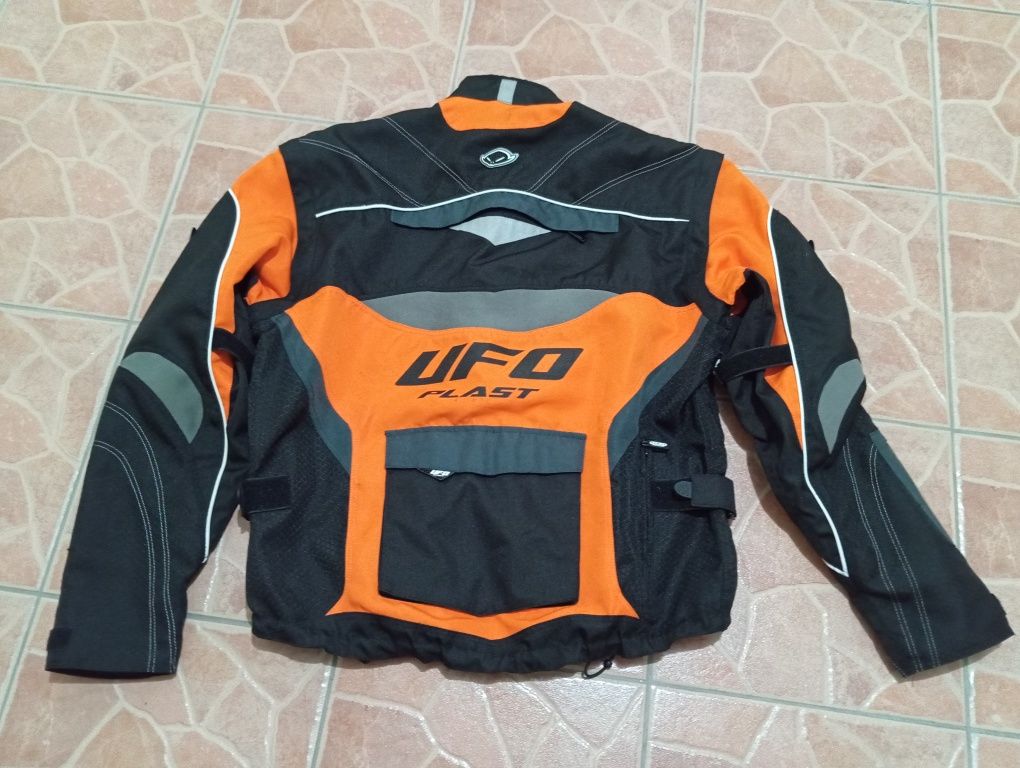 Vendo blusão ufo