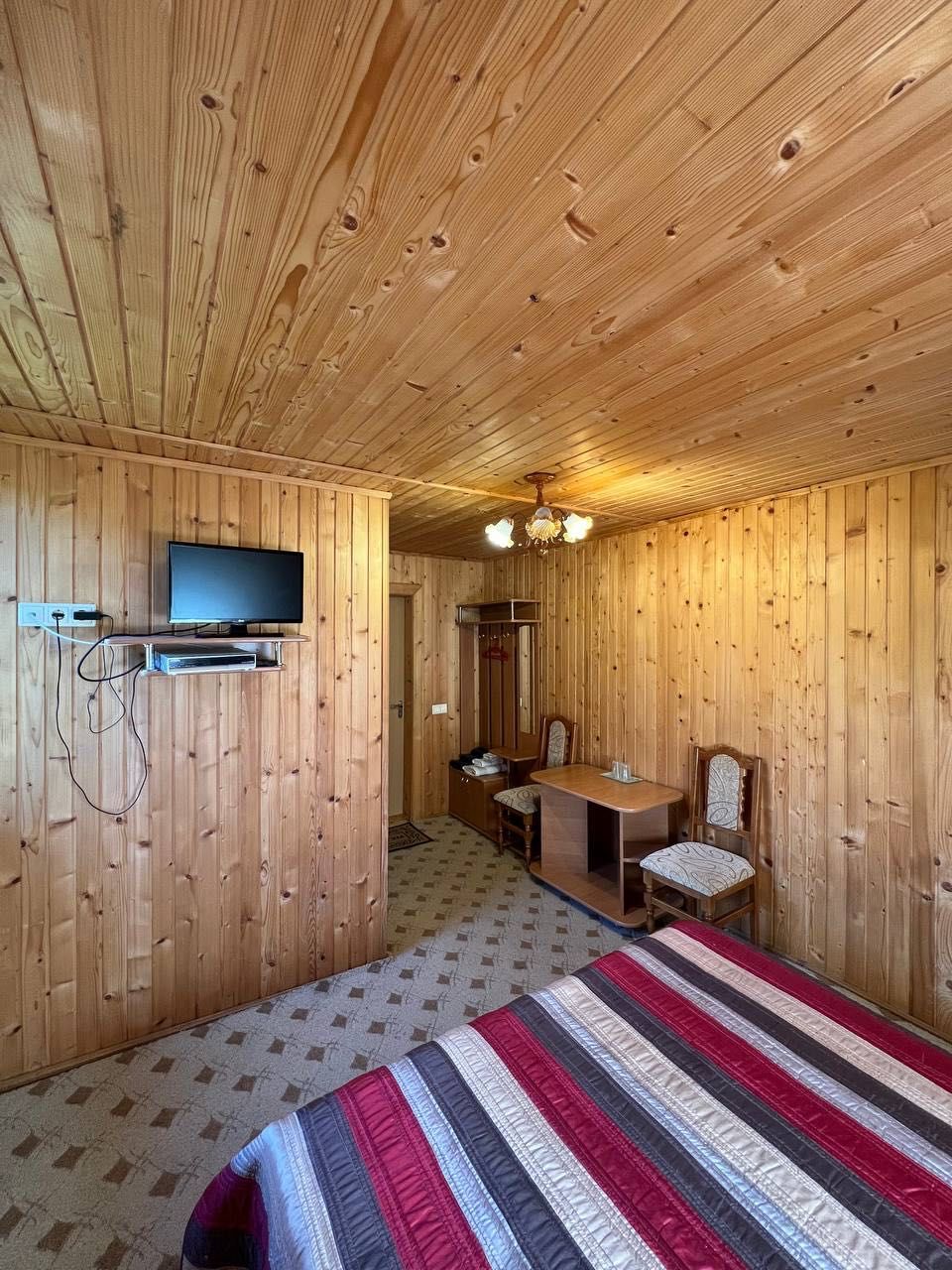 Інвестиція в Карпати. Продається готель в с. Микуличин. ТЕРМІНОВО