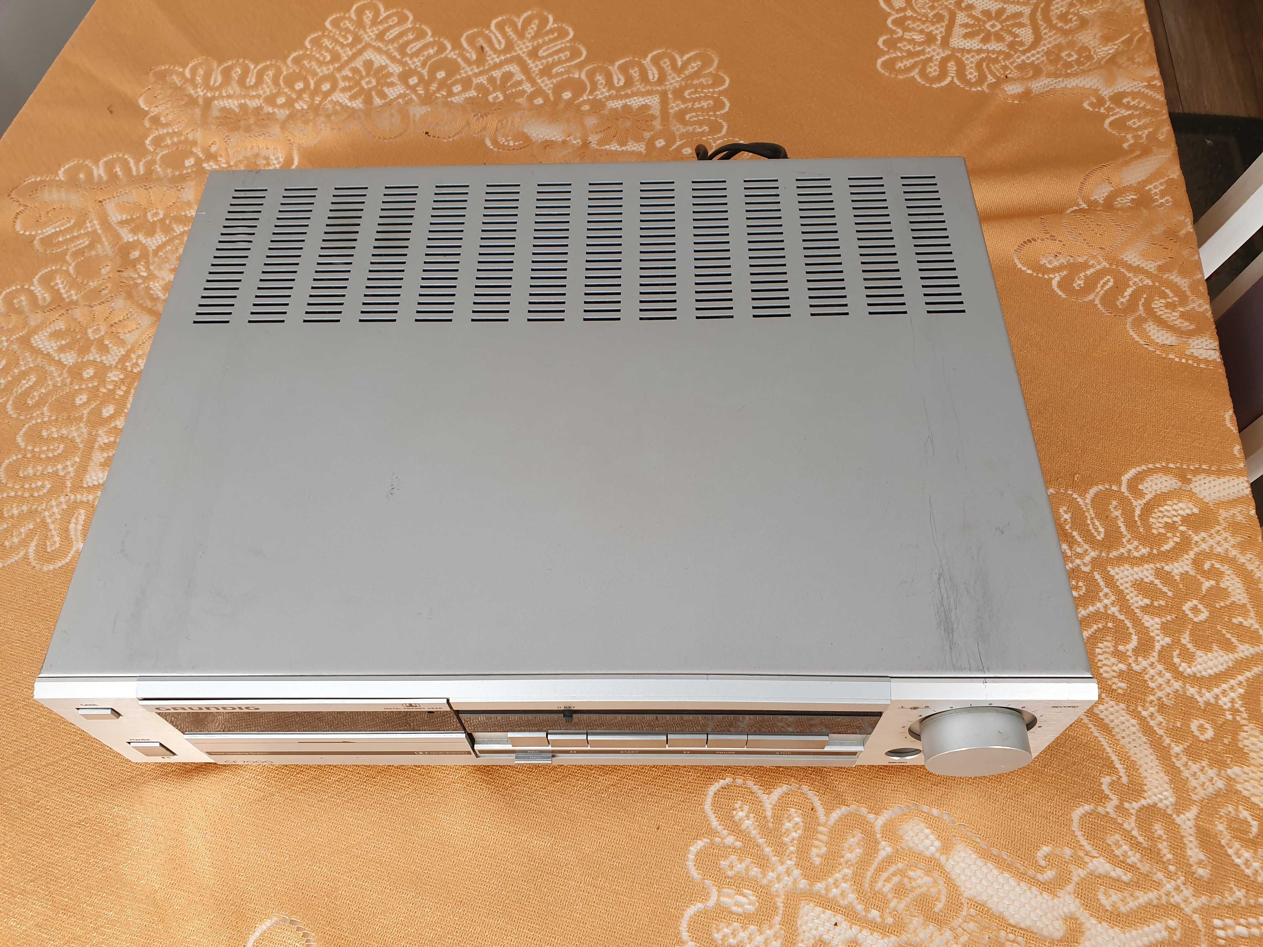 Magnetofon deck Grundig CF 7000