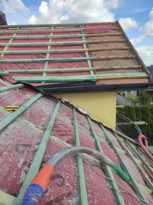 Ocieplenie Poddasza Stropu Wstrzykiwanie Nadmuch Wełny Celulozy