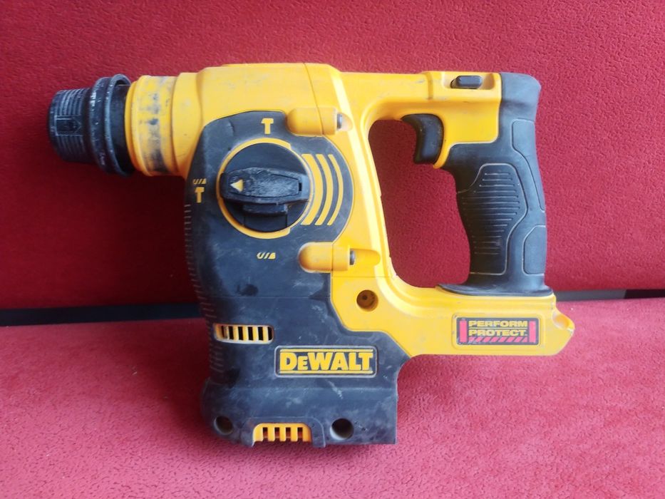Młotowiertarka SDS dewalt dch253