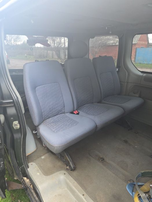 Продам Опель Виваро 1.9 тди