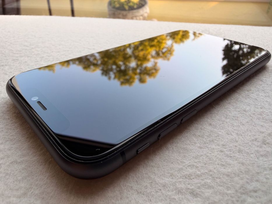 iPhone 11 64GB sem garantia