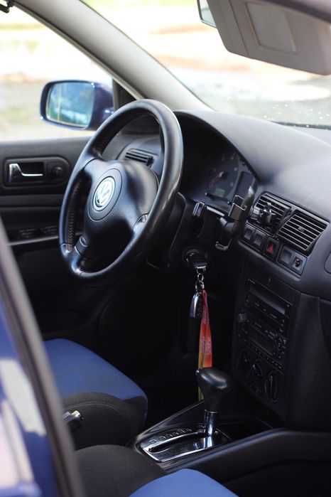 Volkswagen Golf 4 1.9 TDI – Automático – Excelente estado