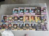 LEVA 3 PAGA 2 Figuras em vinil POP
