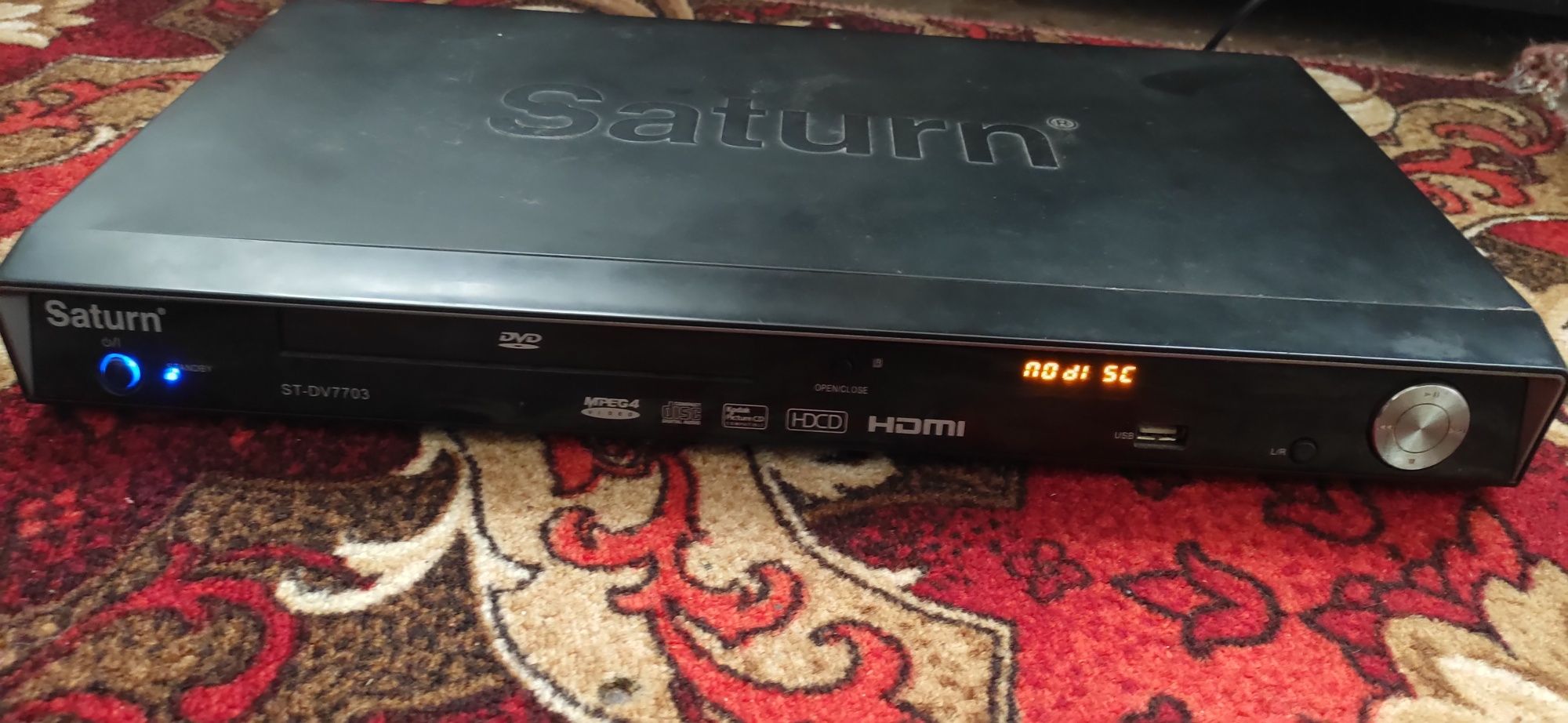 Dvd проигрыватель saturn st-dv7703