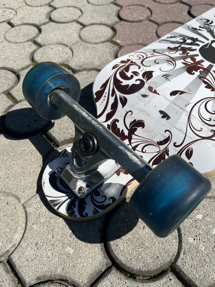 Deskorolka Longboard drop down deck