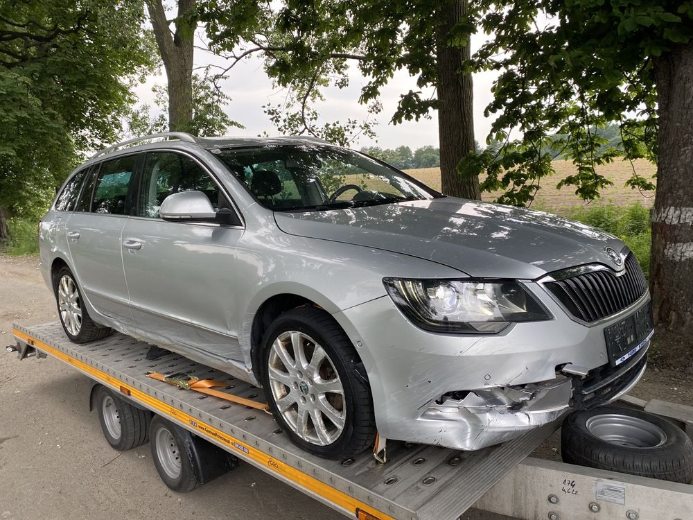 Skoda Superb 2.0 TDI 4x4 Business Navi Xenon Led Memory