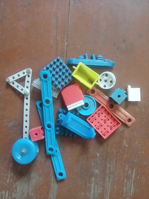 Конструктор кусочки СССР.