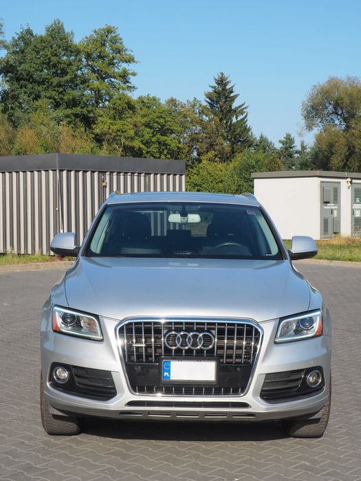 Audi Q5 Premium 2.0 TFSI Quattro, zadbane z małym przebiegiem.