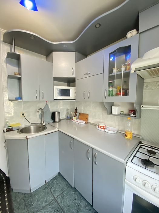 Здається подобово двокімнатна  квартира!! Документи