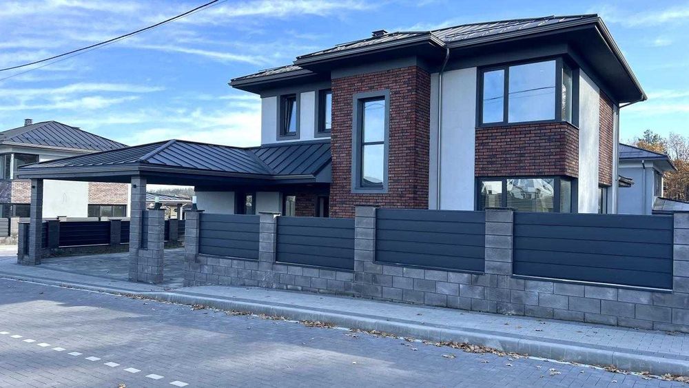 Новий будинок 180 кв.м. 6 соток, в закритому комплексі. Ходосівка