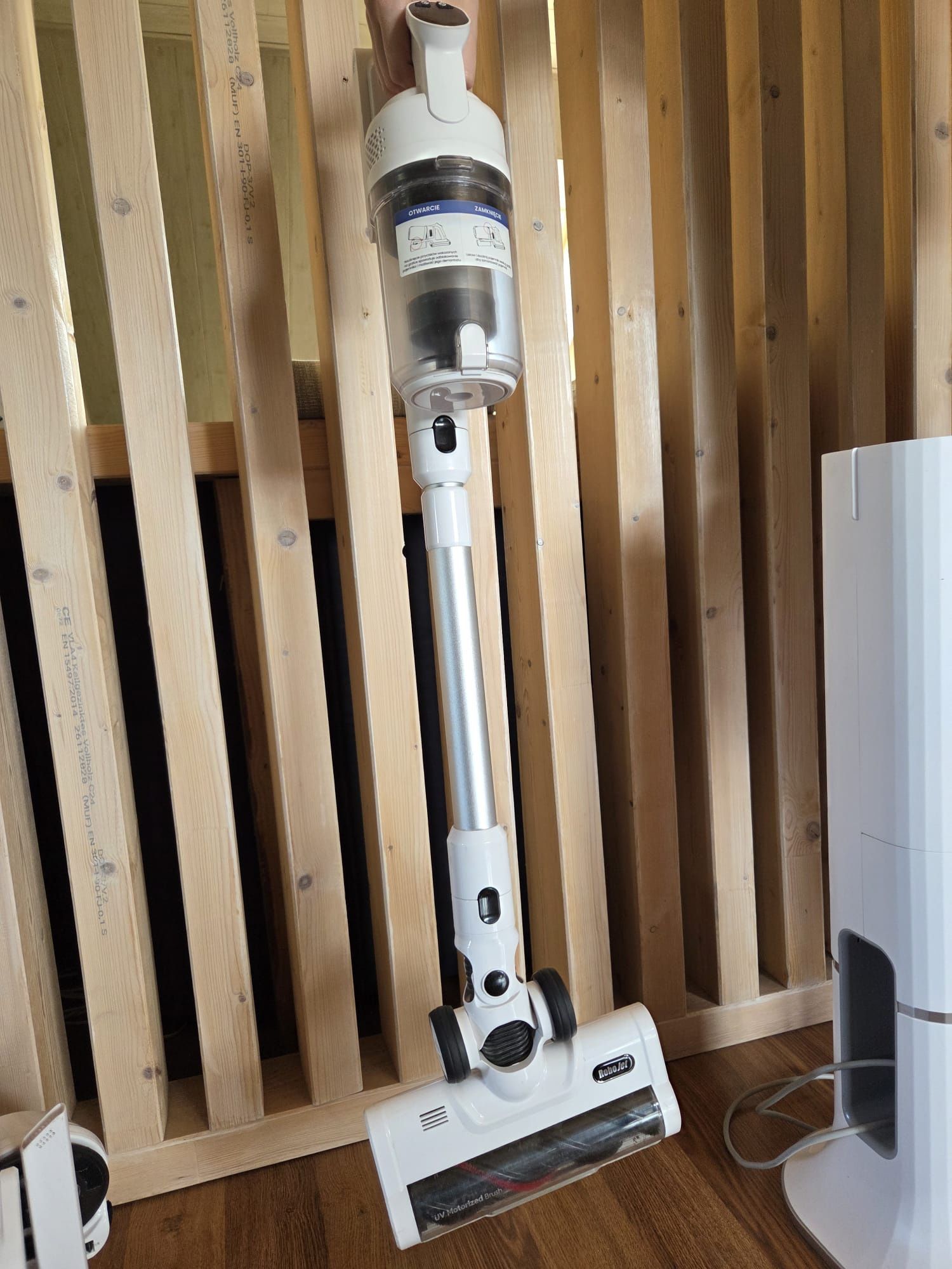 Odkurzacz pionowy Robojet speed up 2 pro