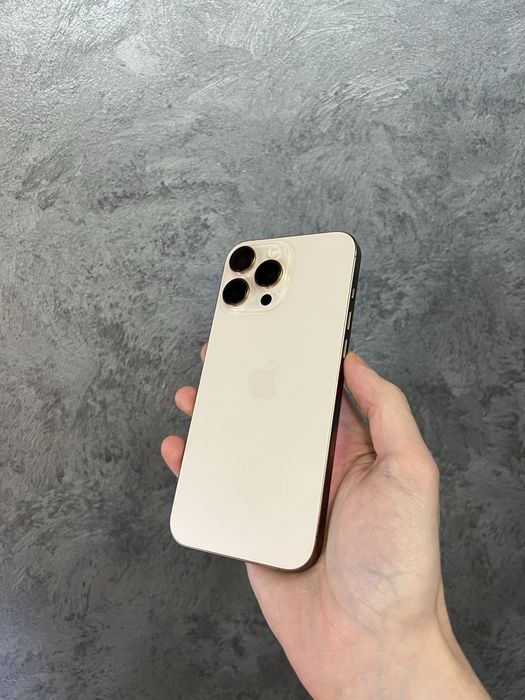 Б/у Iphone 16 Pro Max 256 Desert Titanium 68ц заряду