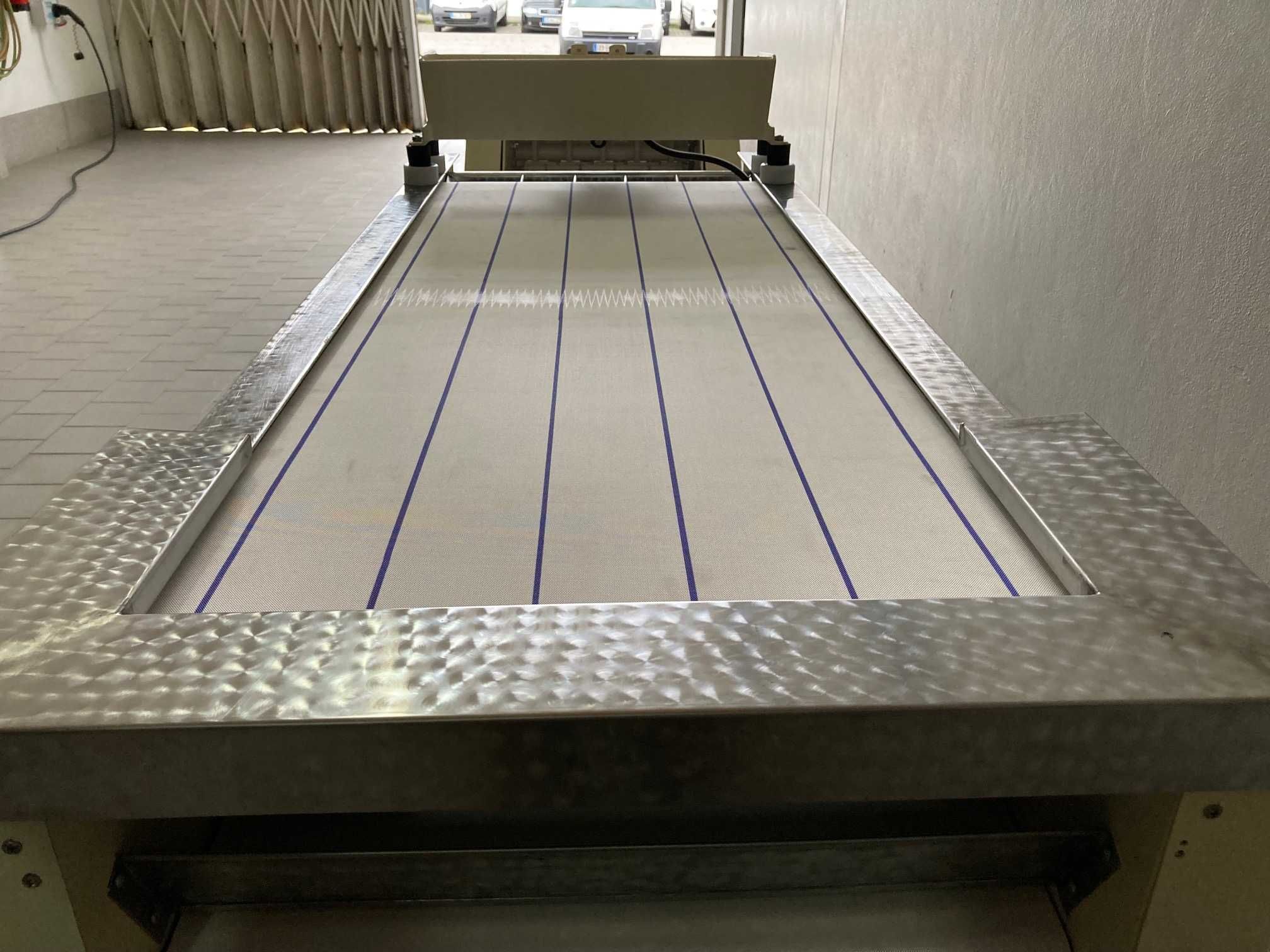 Tendedeira vincadora 5 filas máquina semi nova