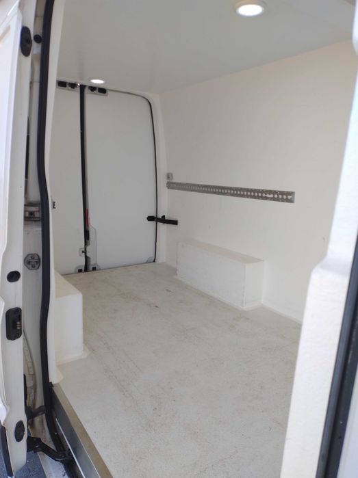 WYNAJEM CHŁODNI Wypożyczenie bus chłodnia mroźnia L3H2 230V z GRZANIEM