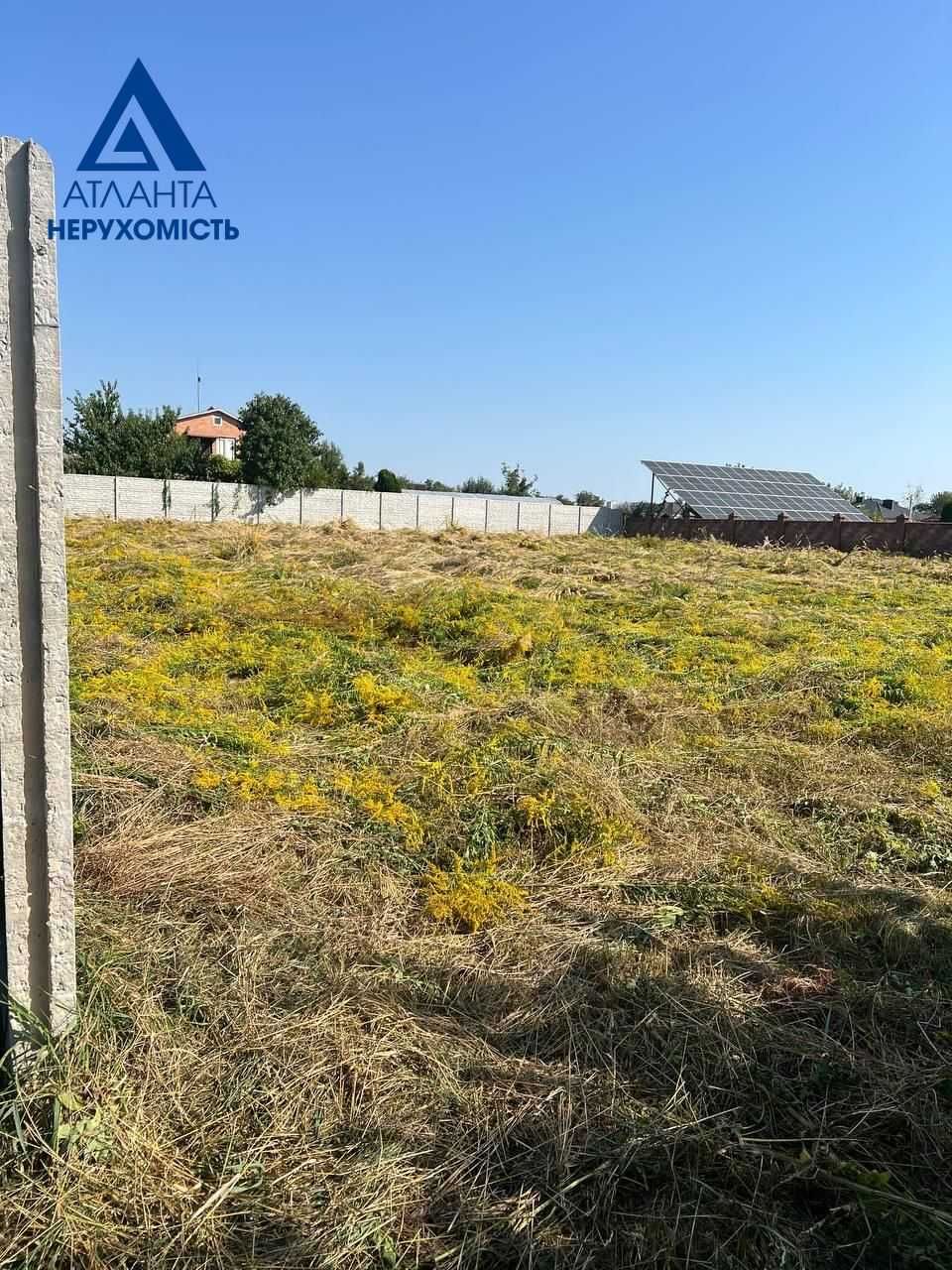 Продам земельну ділянку в центрі села Рованці біля Луцька!