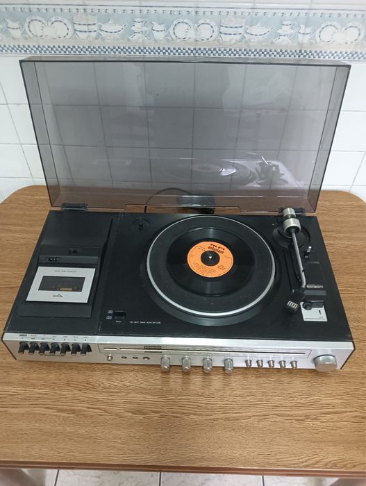 Gira-discos Panasonic SG-1030L