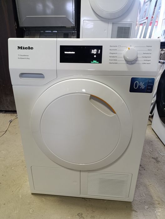 Сушильна машина Miele TED 455 WP