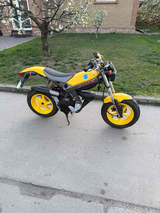 Suzuki Street magic 2