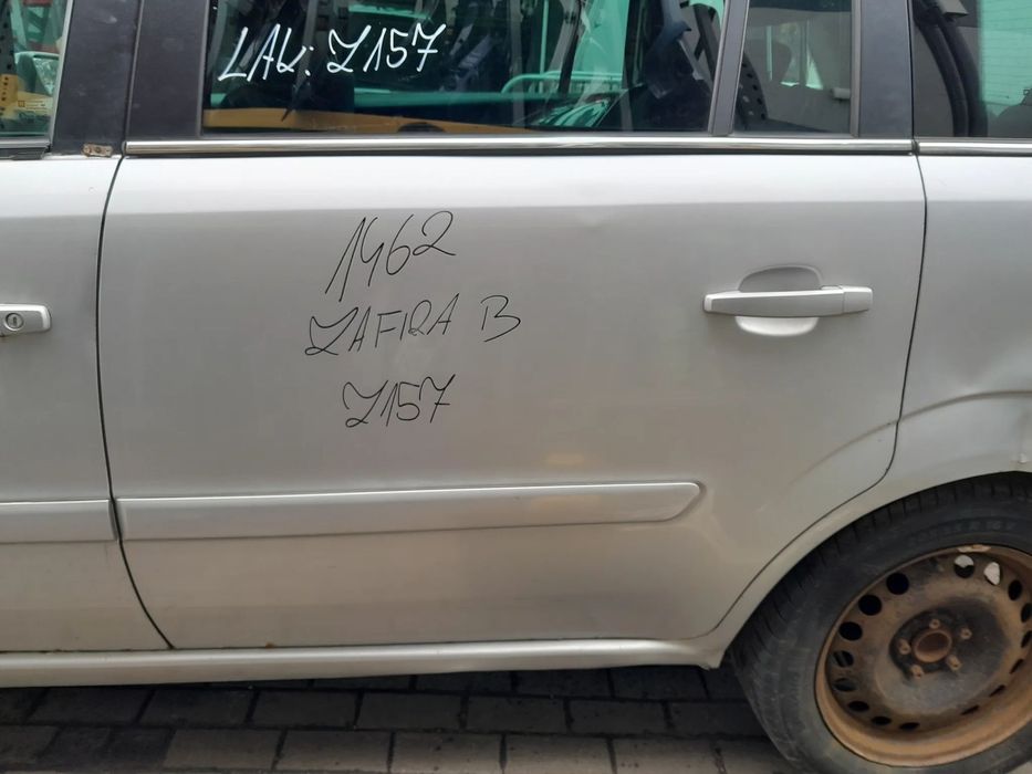 OPEL ZAFIRA B DRZWI LEWE TYLNE LEWY TYŁ KOLOR: Z157