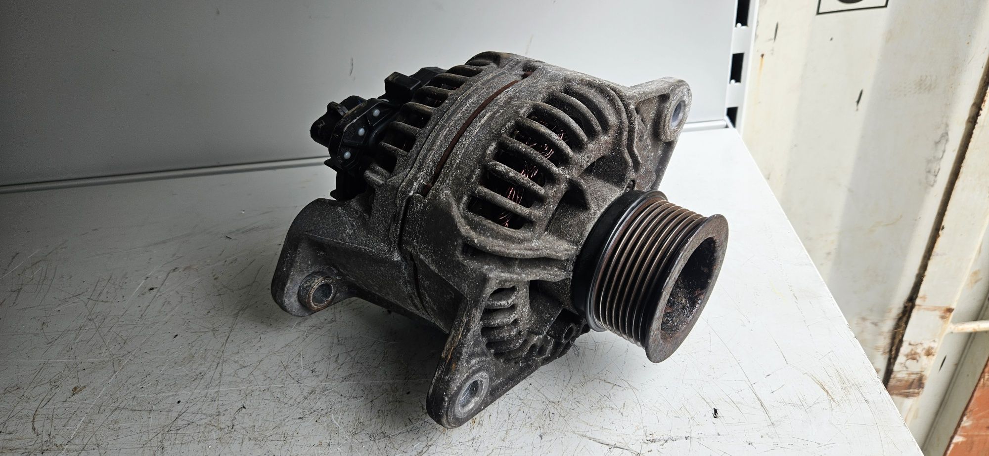 Volvo FM Alternator 120A