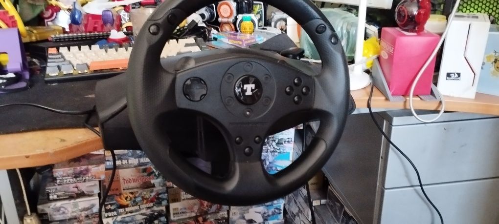 Kierownica Thrustmaster T100 kompletna