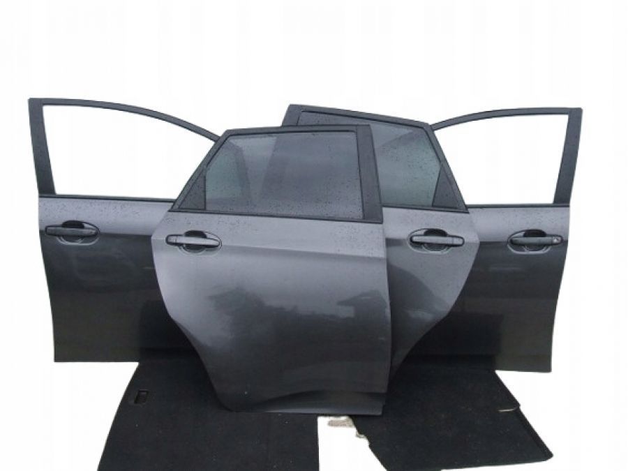 TOYOTA VERSO S VERSO-S DRZWI prawe lewe tył tylne przód przednie