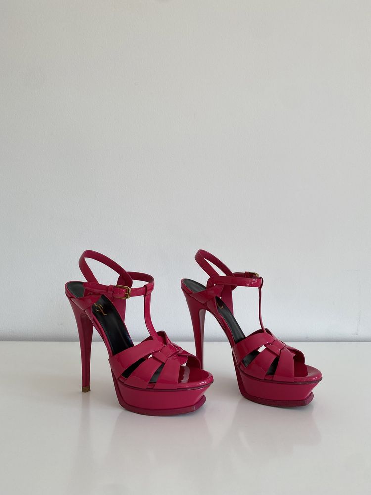 Saint Laurent - sandały na wysokim obcasie