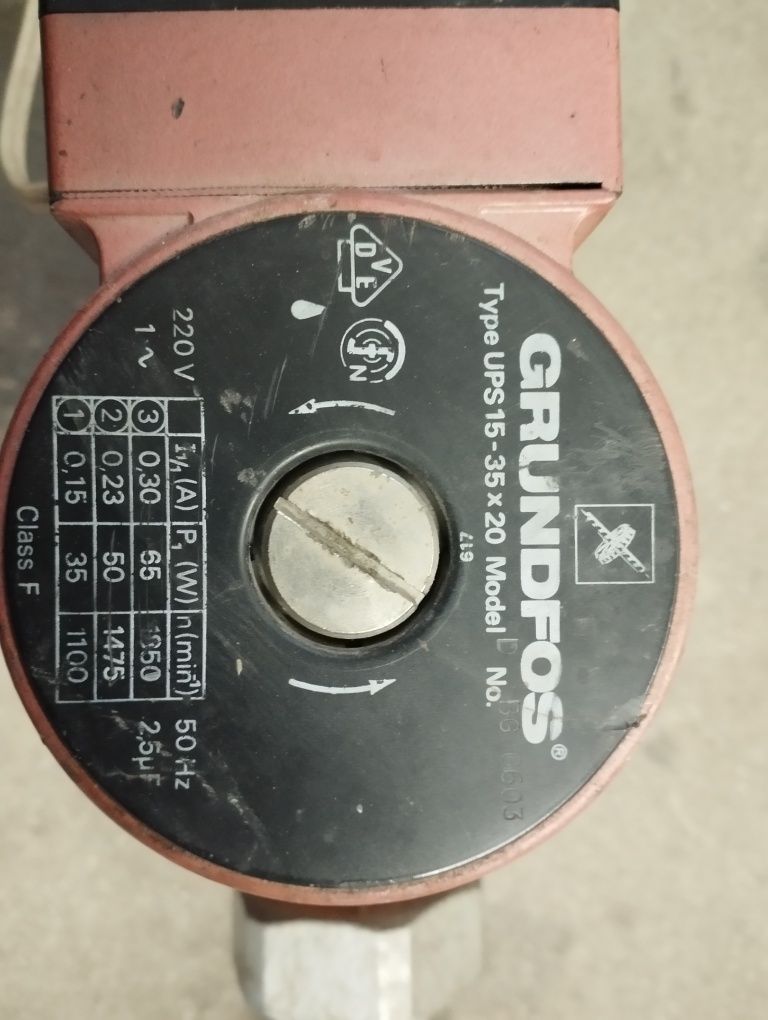 Pompa obiegowa co Grundfos