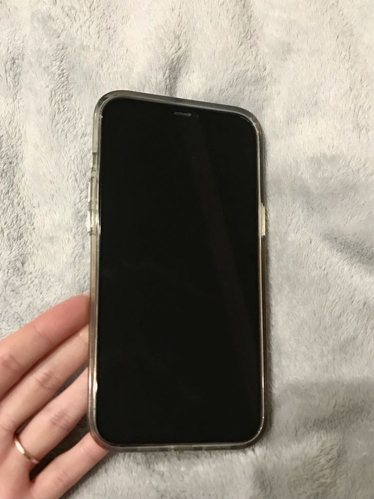 Продам IPhone 12 PRO MAX, r-sim