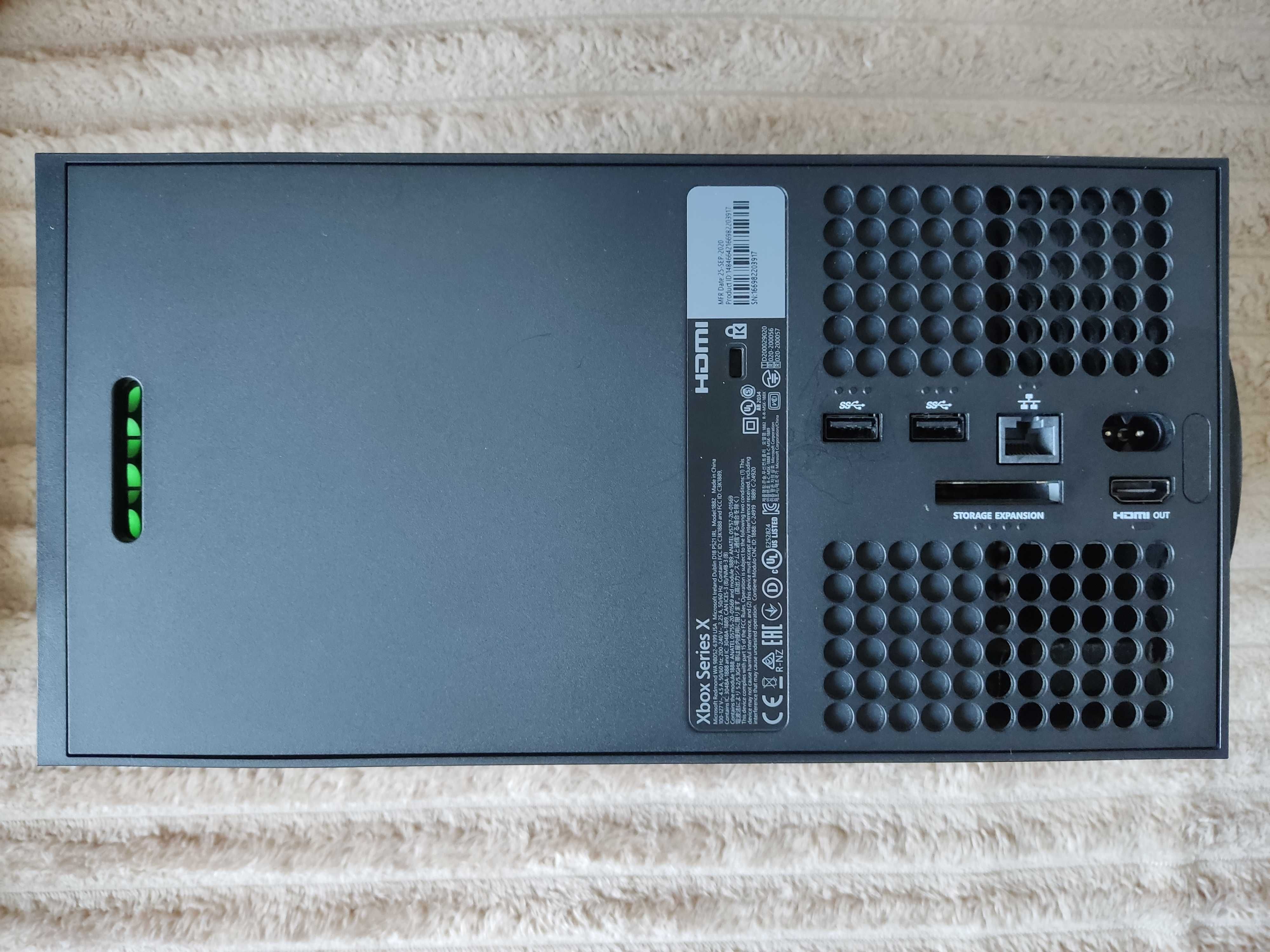 Xbox Series X+ 2 gry i dok