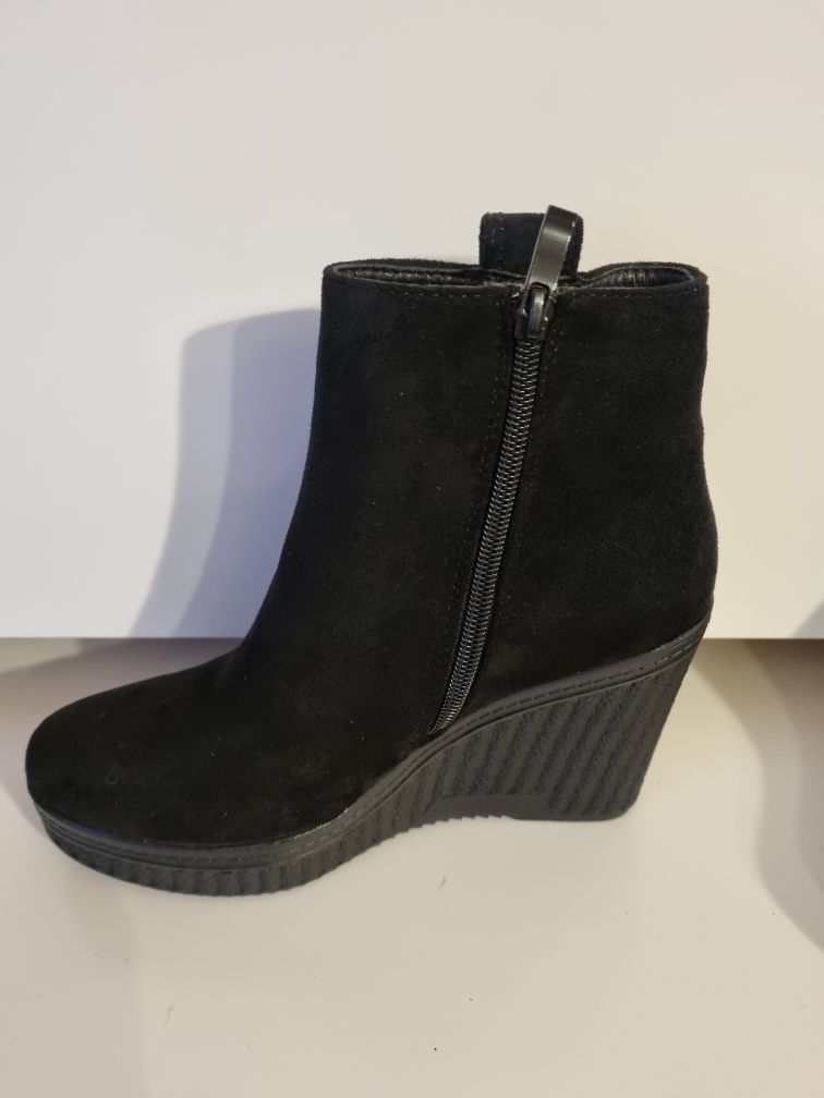 NOWE Buty botki na koturnie na platformie 37 czarne