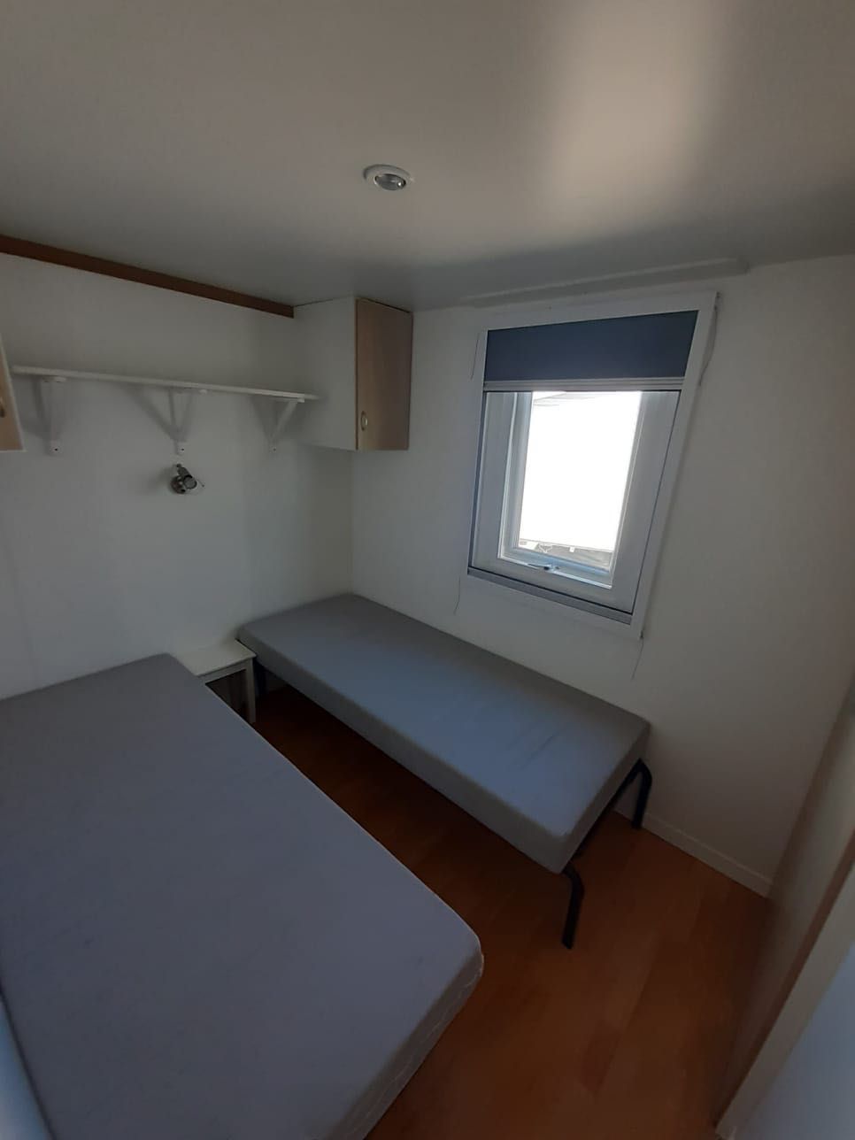 * CASA PRÉ-FABRICADA NA OCASIÃO O'HARA DE 8X4 METROS EM LISBOA.