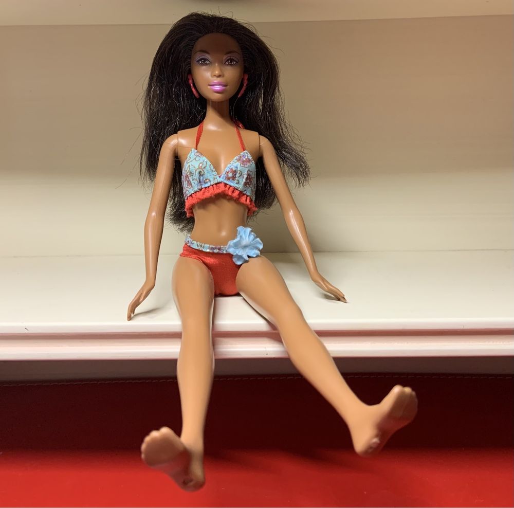 Лялька від Mattel в купальнику в чудовому стані