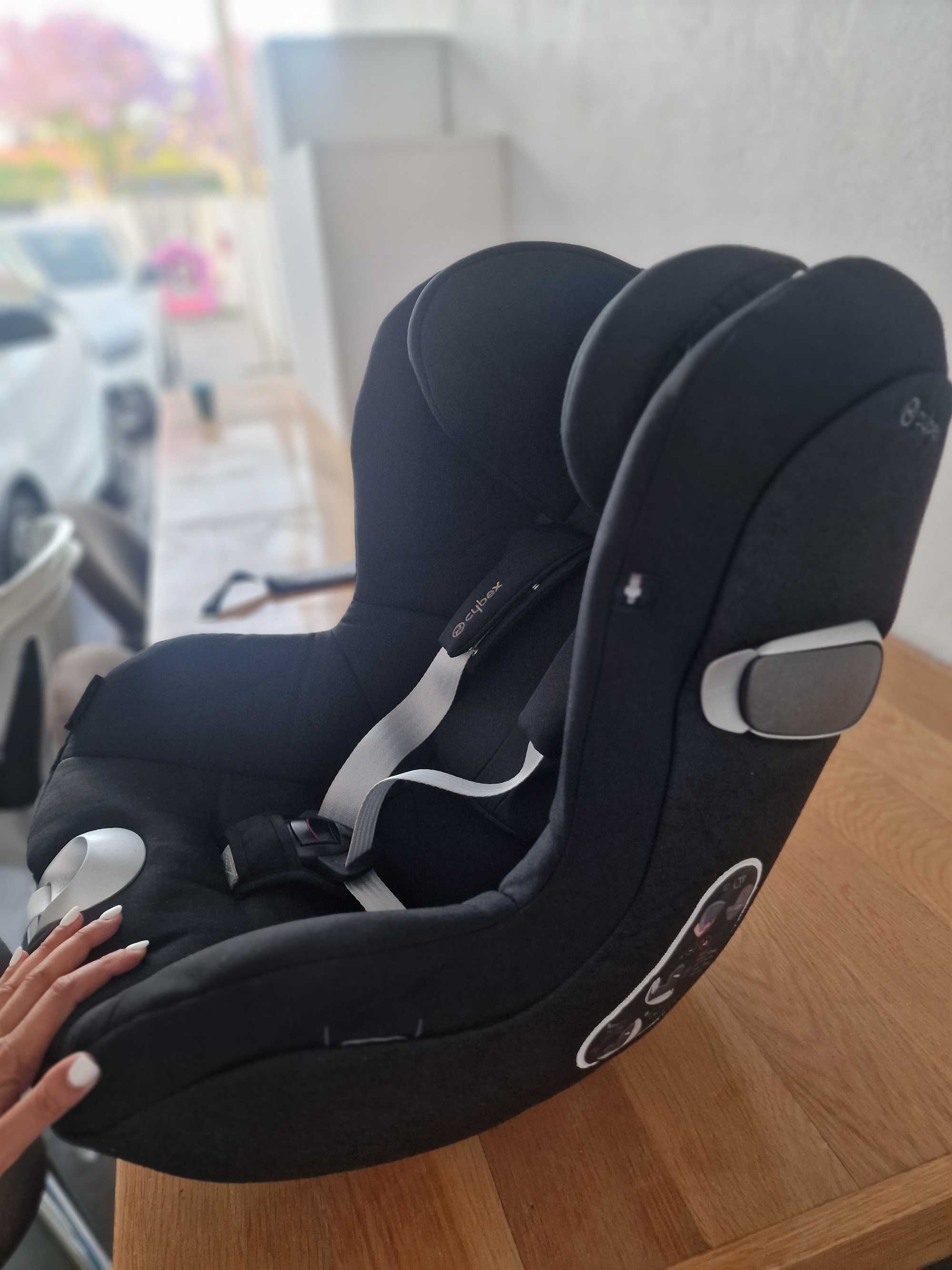 Base Giratória (Isofix) + Cadeira Auto Sirona (Cybex)
