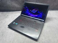 ASUS ROG / i7 6700HQ / 16GB DDR4 / 256SSD + 1TB / GTX960 4GB / 17.3FHD