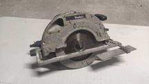 Ręczna pilarka tarczowa Makita 5903R 235 mm