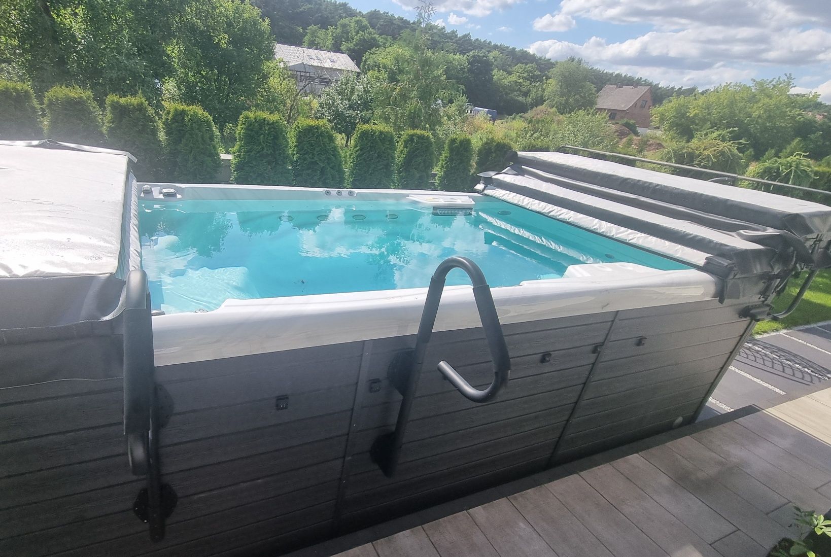 Sprzedam basen SPA z przeciwprądem Wellis Amazonas W-FLOW
Basen SwimSP