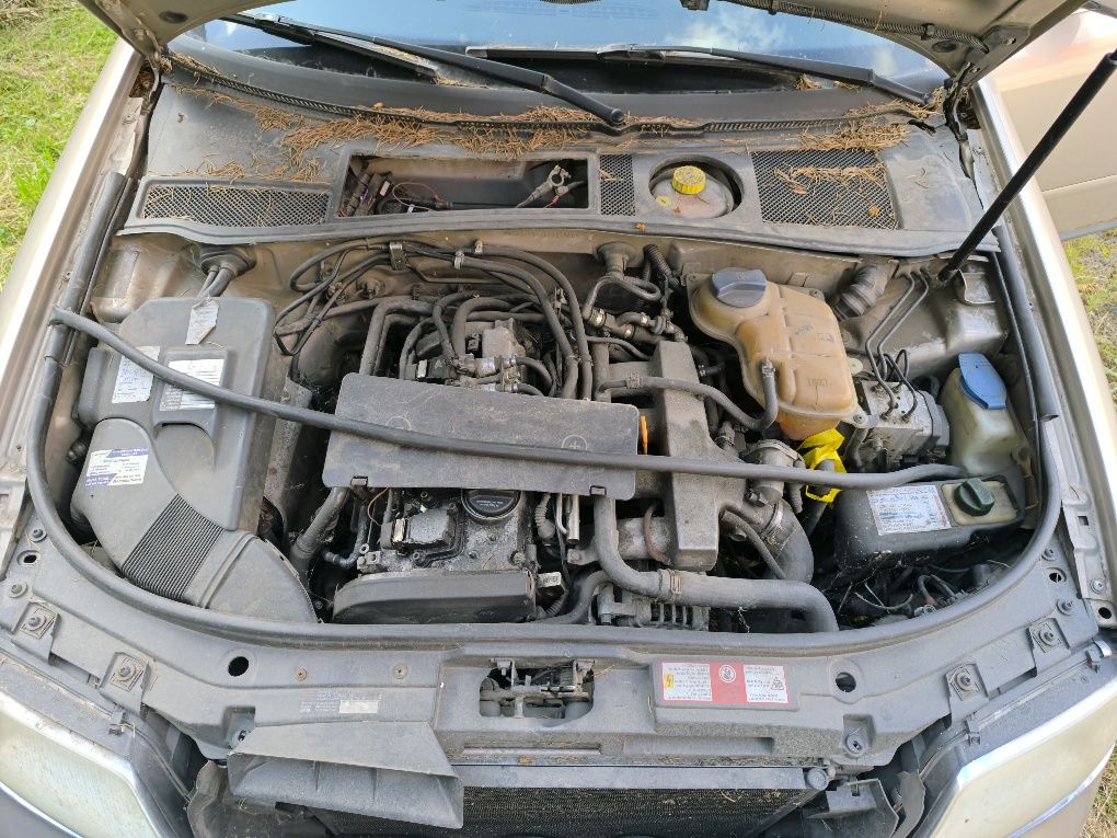 Audi A6 C5 uszkodzona