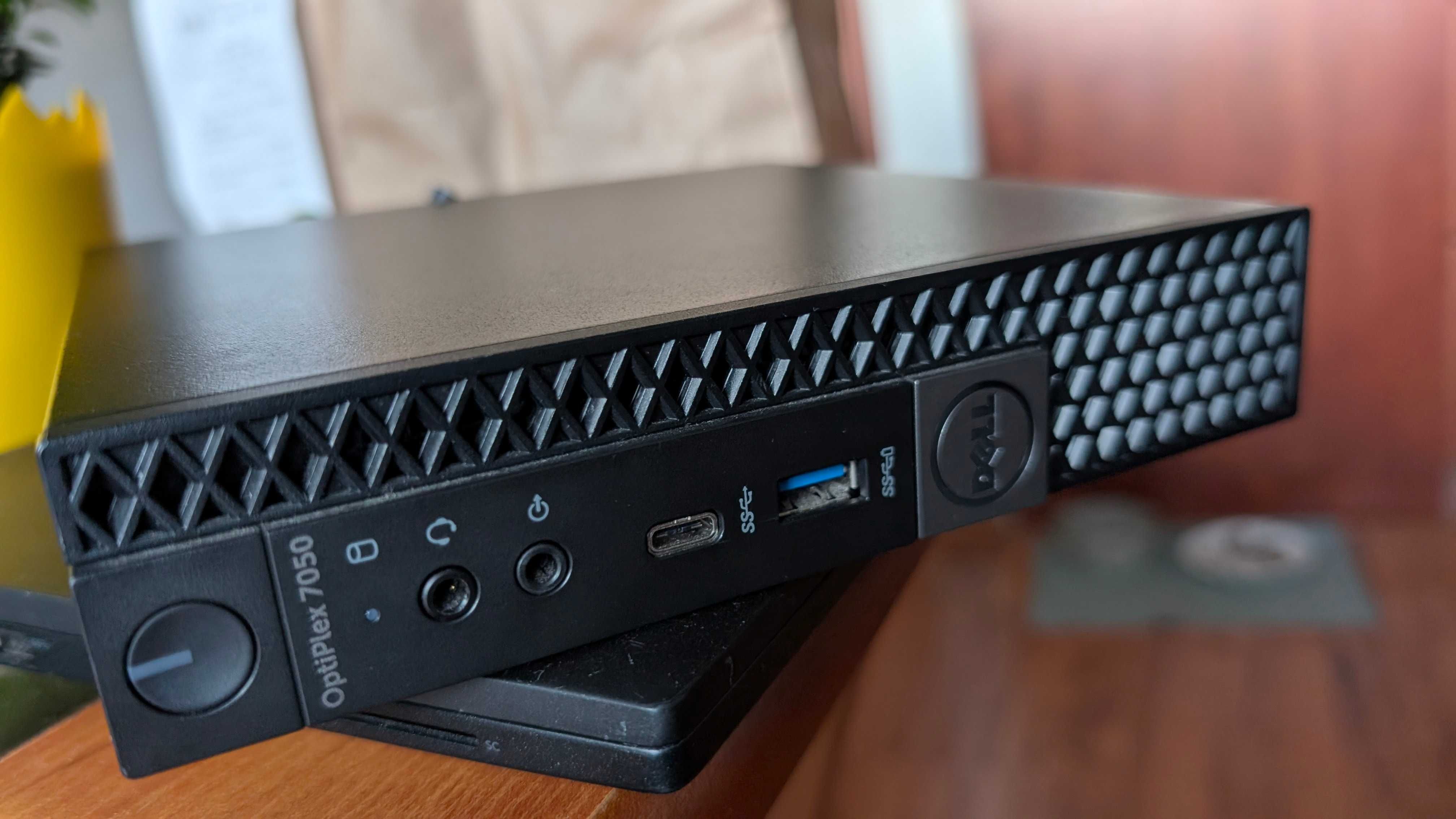 Dell OptiPlex 7050 Intel Core i3-6100T/4 GB/256 GB SSD