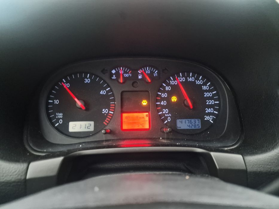 Golf 4 1900 em bom estado