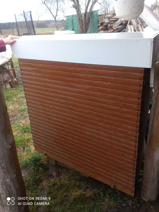 Roleta zewnętrzna aluminiowa ciemny brąz 124x140