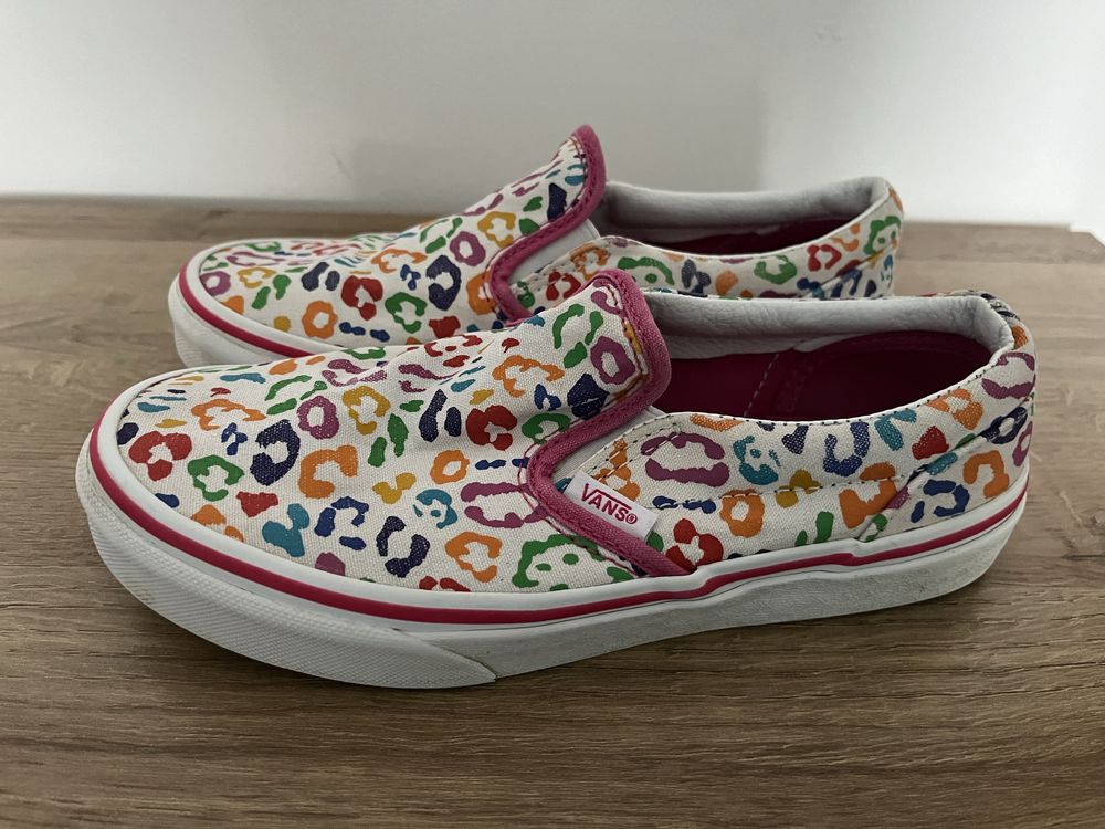 Buty dziewczęce Vans Classic Slip-On r. 34,5