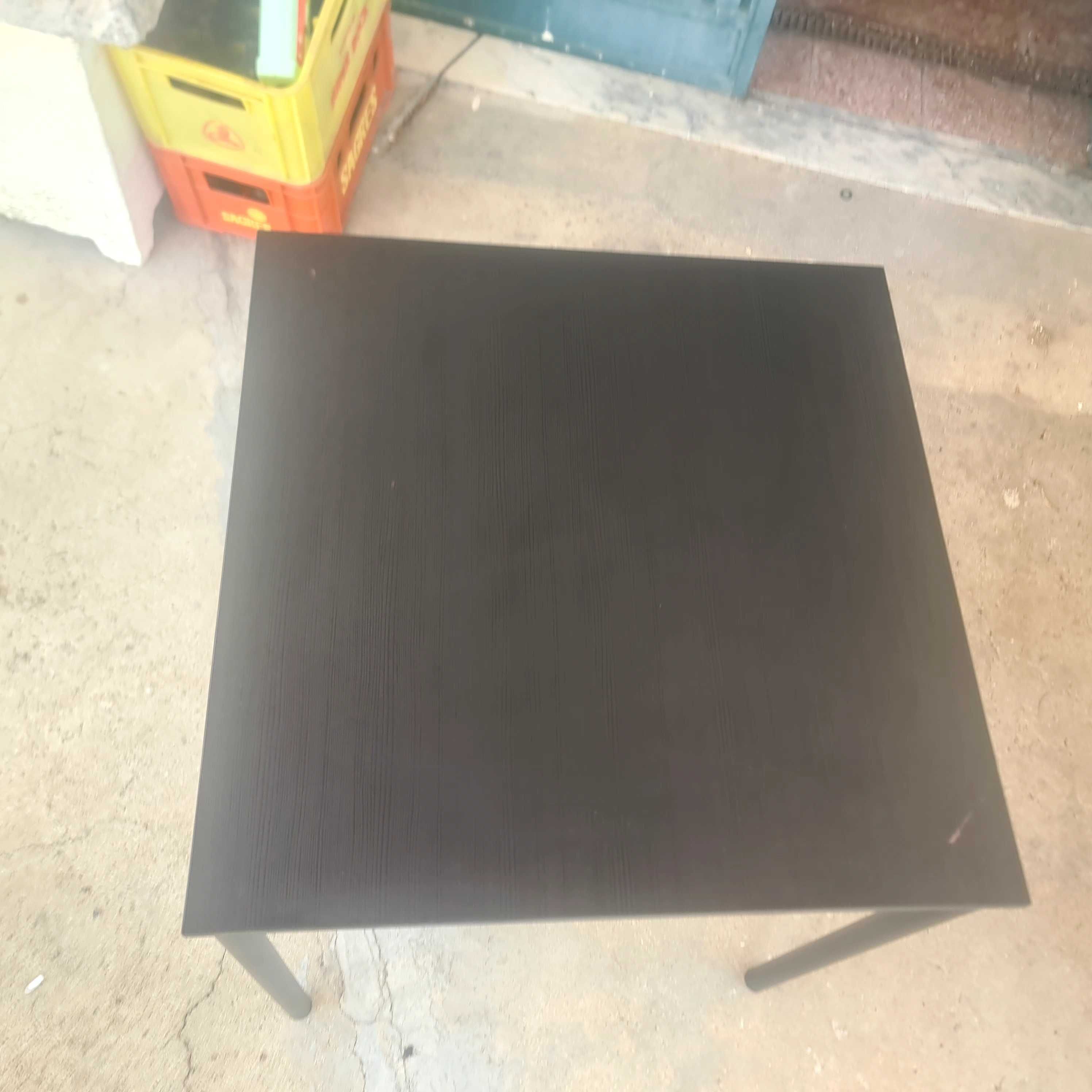 Mesa de refeição... vendo urgentemente