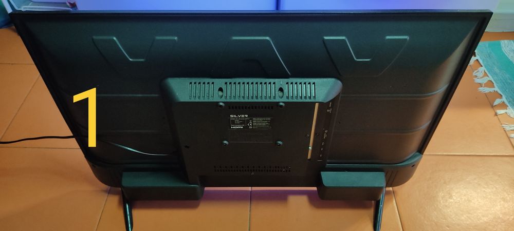 TV Silver IP-LE32/495523 Impecável
