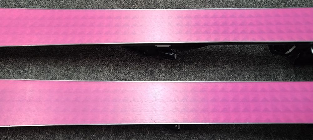 Narty 155cm ELAN Ace Speed Magic 2024 + wiązania EMX 11.0 GW

Długo