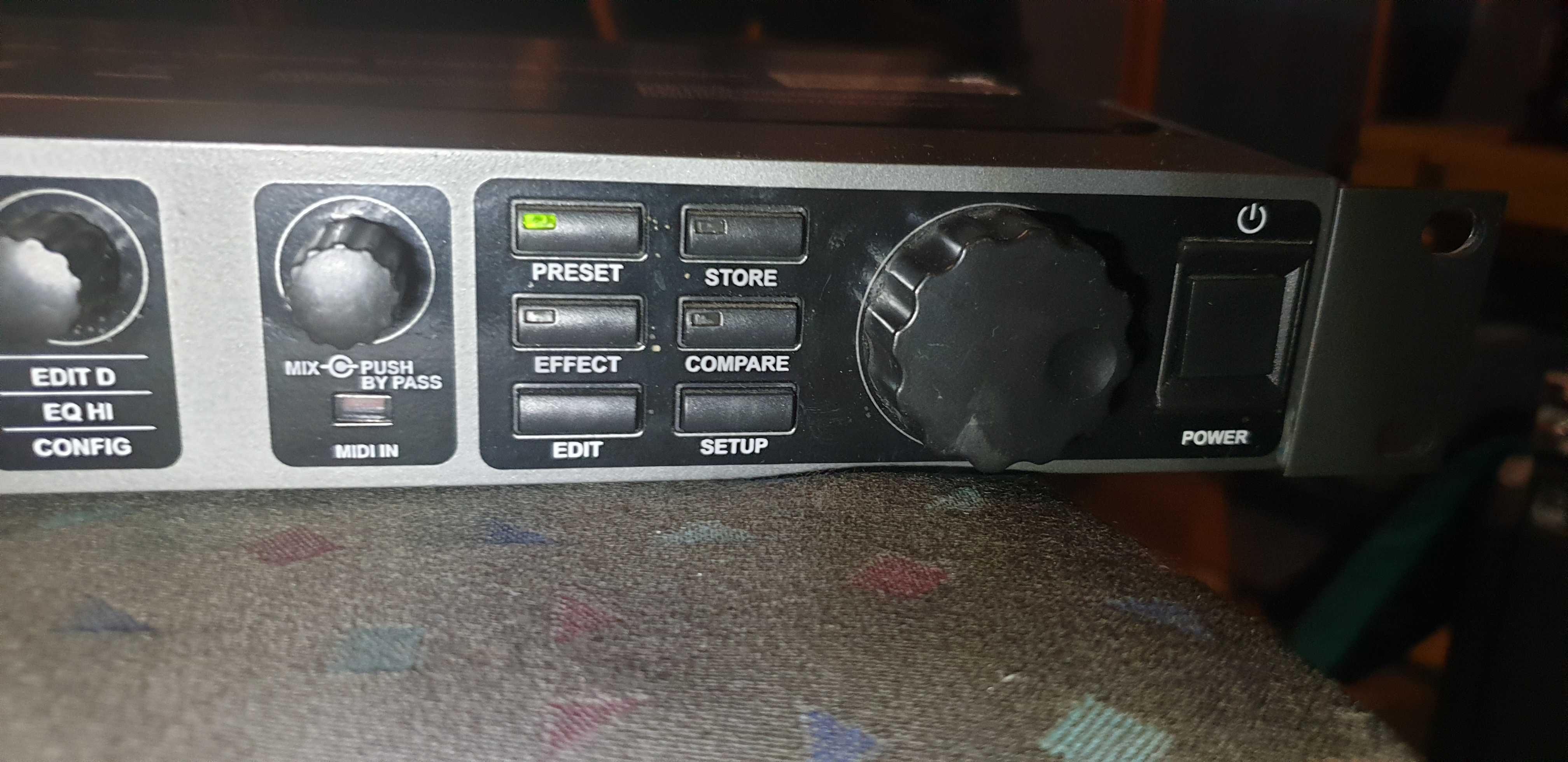PHONIC Multi Efekt Processor DFX 2000 Super Efekt Stereo
