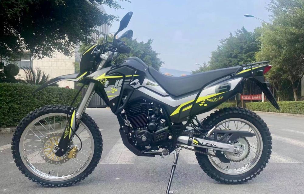 Новинка 2024 ХІТ продажу у США LIFAN KPX 250 enduro