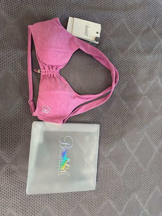Продається топ bombshell sportswear